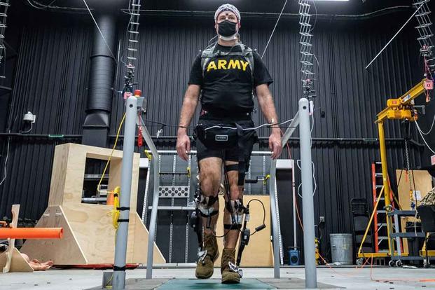 Army Scientists Want to Teach Exoskeleton Gear How to Improve Soldier Performance